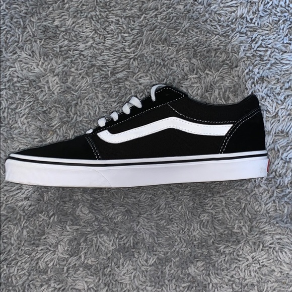 Old school vans - Picture 3 of 4